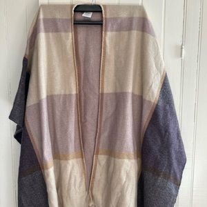 Woolrich poncho one size